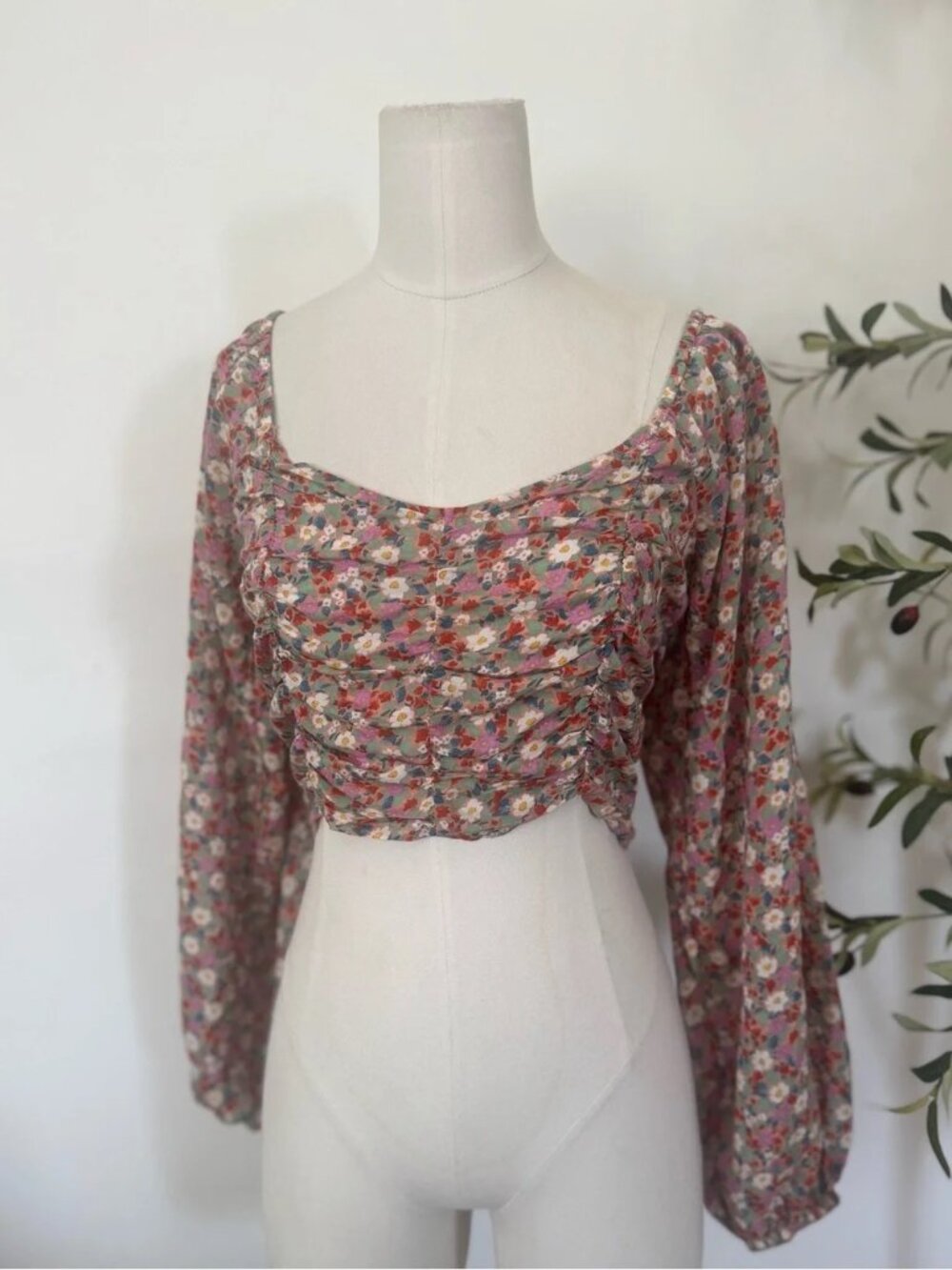 Billabong x The Salty Blonde Floral Ruched Crop Top Medium Boho Cottagecore Puff